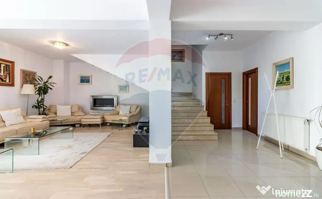 Casă / Vilă + cladire birouri de vanzare in Aviatiei, v... - Bucuresti (Bucuresti-Ilfov)