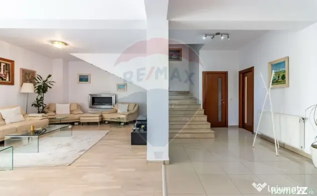 Casă / Vilă + cladire birouri de vanzare in Aviatiei, v... - Bucuresti (Bucuresti-Ilfov)