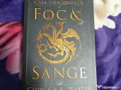 Vând cărți diferite , Stephen king, George r.r Martin. Urzeala tronurilor 