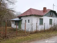 TEREN//CASA BATRANEASCA //SLANIC PRAHOVA 
