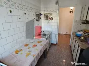Vânzare apartament 3 camere Bd. Obregia - Piața Strădu... 