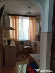 Apartament cu 2 camere - centru 
