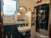 2 Proprietati, 320 mp utili, in centrul Turzii 