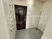 Garsoniera 21 mp, etaj intermediar, centrala proprie, Dambul 