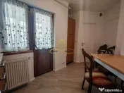 Apartament de inchiriat - 3 camere, str. Stefan cel Mare 