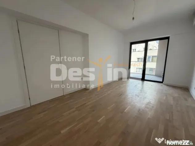 Zenith Belle Tour | 2 camere | 68mp | et 7 | bloc 2025 | 175