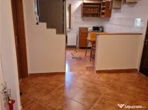 Dambovita 3 camere Decomandat etaj 4