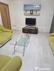 Dambovita 3 camere Decomandat etaj 4 