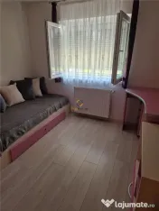 Dambovita 3 camere Decomandat etaj 4 