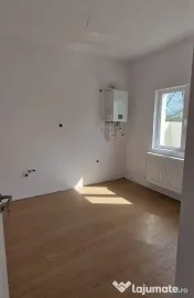 Casa situata in Lumina zona baza sportiva 