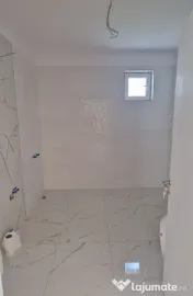 Casa situata in Lumina zona baza sportiva 