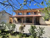 Casa 3 dormitoare de inchiriat, 236 mp, teren 525 mp, Semice 