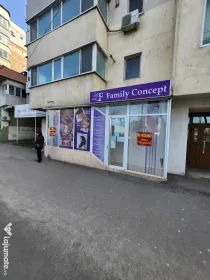 Inchiriez spatiu comercial langa McDonalds