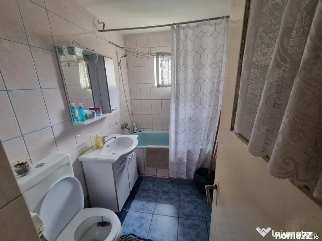 REZERVAT-Apartament 2 camere decomandate, însorit/Zona Nord