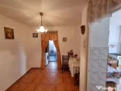 Podul cu Lanțuri- Zona Nord- 2 camere decomandate- etaj int 