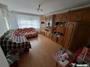 Podul cu Lanțuri- Zona Nord- 2 camere decomandate- etaj int 