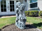 Statuetă copil și fetiță, gri antichizat, model S101. 