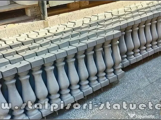 Stâlpișori, baluștri, popici, mosoare, din beton, model B8.