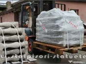 Stâlpișori, baluștri, popici, mosoare, din beton, model B8. 