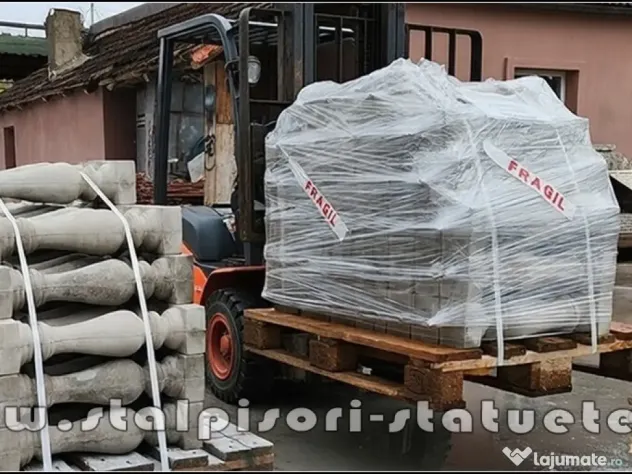 Stâlpișori, baluștri, popici, mosoare, din beton, model B8.