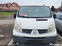 Vând sau schimb Renault Trafic 