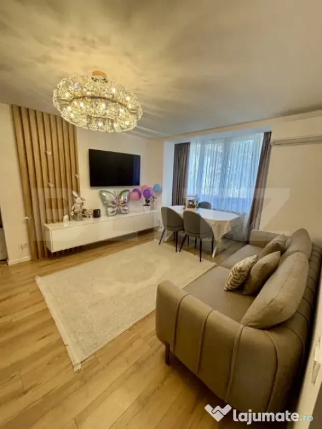 Apartament cu 3 camere, etaj 2, renovat complet - zonă Cent