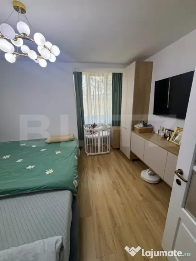 Apartament cu 3 camere, etaj 2, renovat complet - zonă Cent