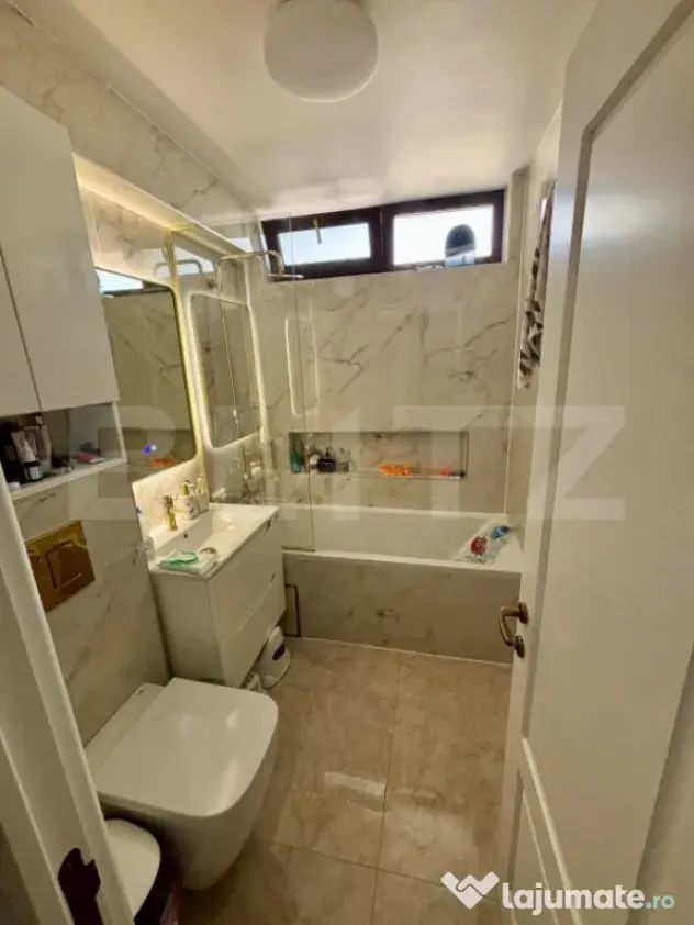 Apartament cu 3 camere, etaj 2, renovat complet - zonă Cent