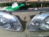 Faruri Toyota Avensis T25 Xenon OEM 