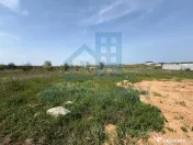 Teren intravilan zona Aeroport-800mp-28.000 euro-Deschide... 