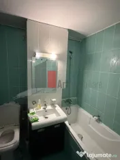 Apartament cu trei camere de vanzare-Crangasi-loc de parcare 