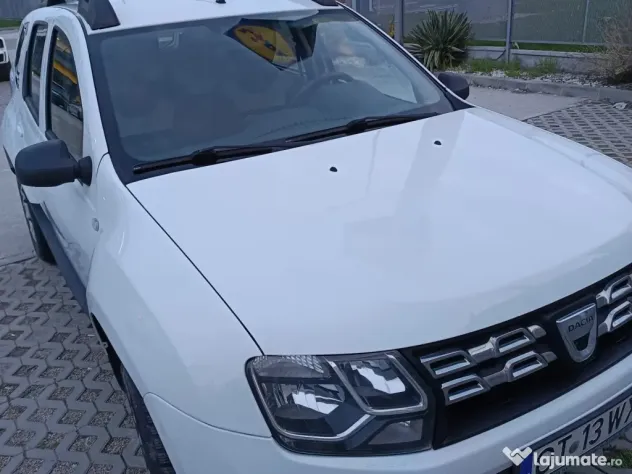 Vând Dacia Duster 4x4