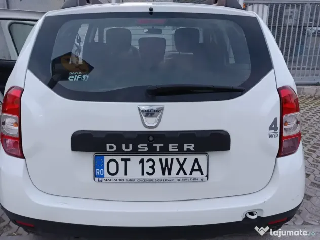 Vând Dacia Duster 4x4