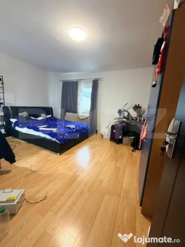 Apartament 3 camere, decomandate, 2 bai, zona Cioplea