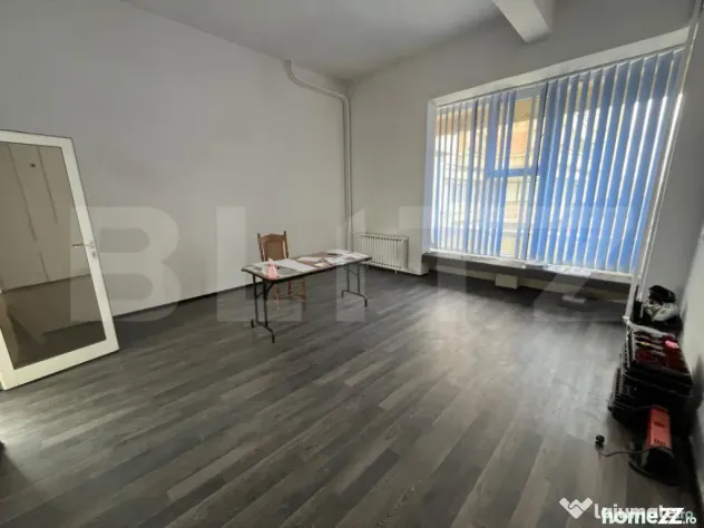 Închiriere spațiu de birouri – ideal pentru activități - Oradea (Bihor)