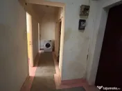 Etaj 1. Apartament 2 camere, bld. Independentei. 