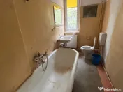 Etaj 1. Apartament 2 camere, bld. Independentei. 