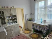 Casa in Roman, de vanzare 