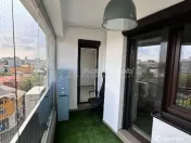 3 camere semidecomandat - 220 mp - terasa proprie 106 mp - I 