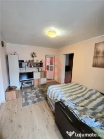 Apartament 3 Camere, Parter, Camera de Comert