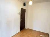Apartament 3 camere luminos cu boxa Calea Bucuresti 