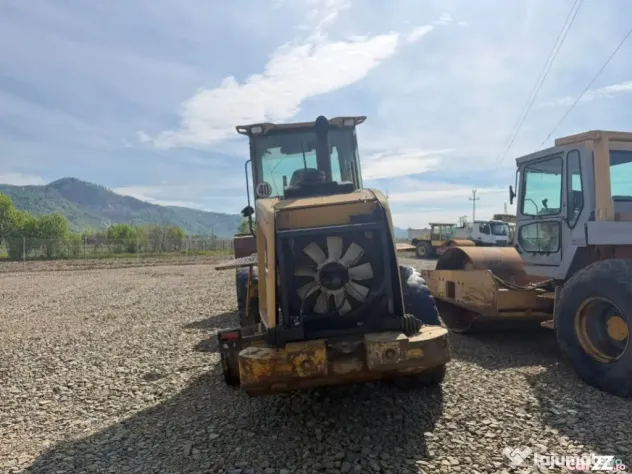 Distribuitor hidraulic vola incarcator frontal Caterpillar 930G piese