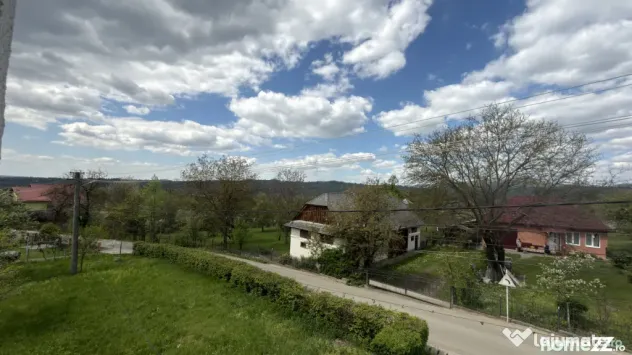 Casă + teren 22 ari | Front 40 ml | La 10 min de Baia Mare - Sisesti (Maramures)