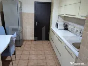 Apartament 3 camere, 80 mp, zona Podu de Piatra 