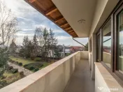 Apartament spatios de 3 camere – Strada Primaverii, Stefan 