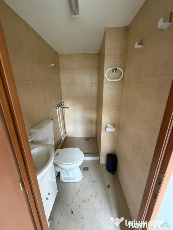 Casa de vanzare ,90 mp constructie ,teren 650mp ,str Rozelor - Filiasi (Dolj)