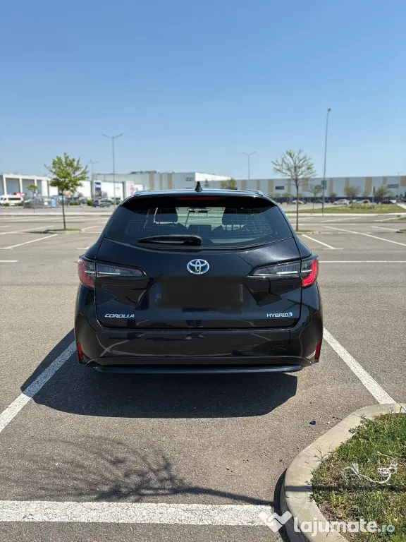 Toyota Corolla Touring Sports Hybrid 1.8 – 2021 | TVA deductibil | Automată