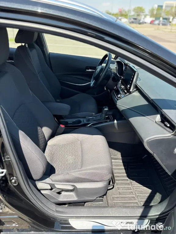 Toyota Corolla Touring Sports Hybrid 1.8 – 2021 | TVA deductibil | Automată