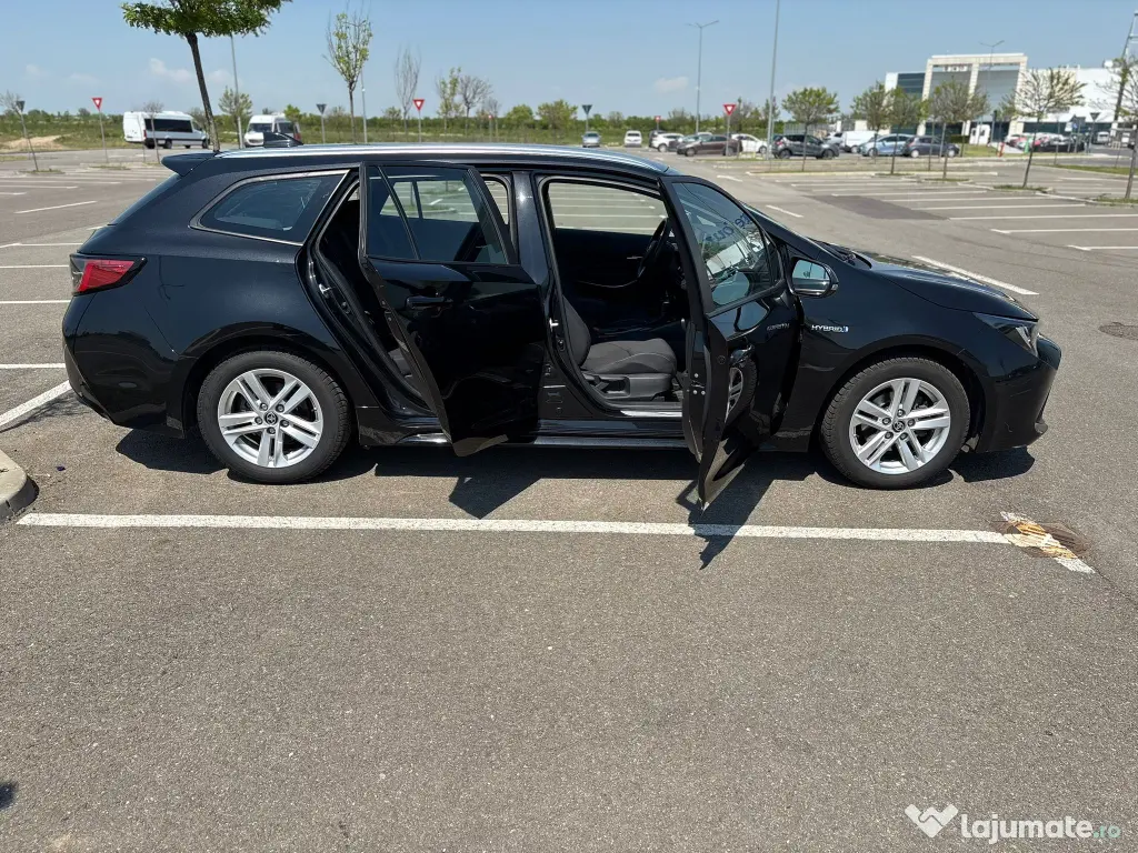 Toyota Corolla Touring Sports Hybrid 1.8 – 2021 | TVA deductibil | Automată