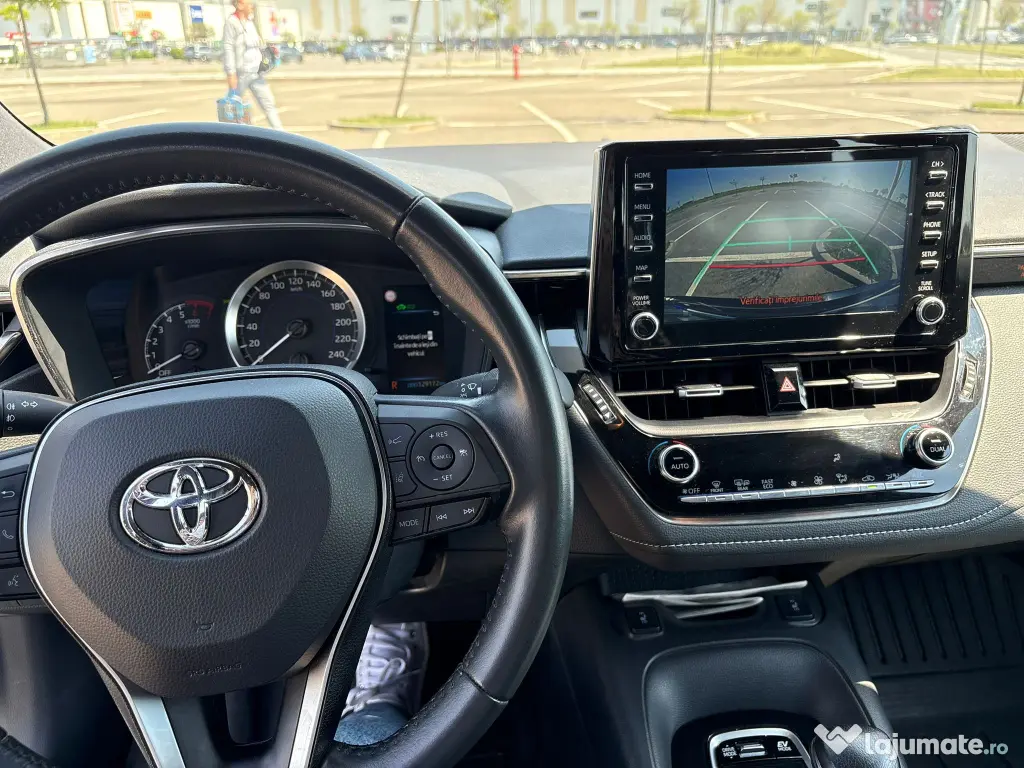 Toyota Corolla Touring Sports Hybrid 1.8 – 2021 | TVA deductibil | Automată